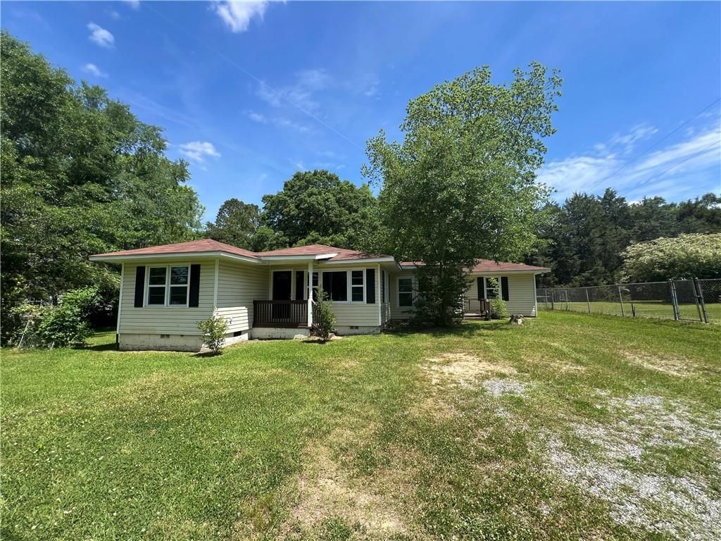 66 Lee Road 0294, Smiths Station, AL 36877