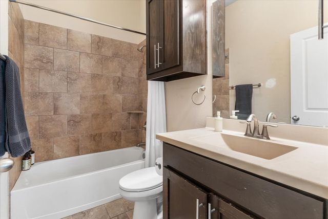 1102 Autumn Mist Way, Arlington, TX 76005