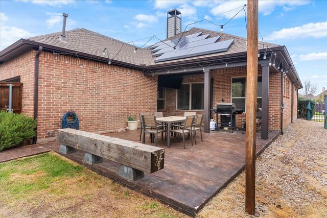 1102 Autumn Mist Way, Arlington, TX 76005