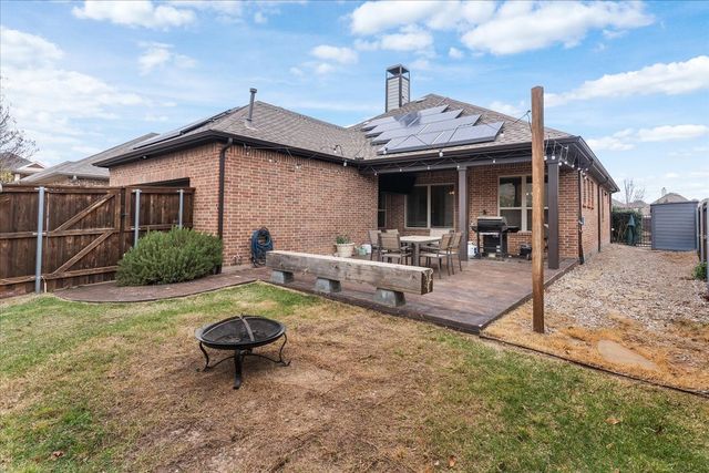 1102 Autumn Mist Way, Arlington, TX 76005