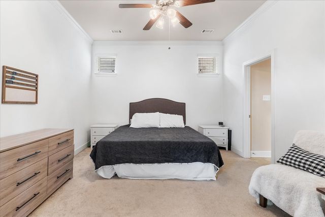 1102 Autumn Mist Way, Arlington, TX 76005