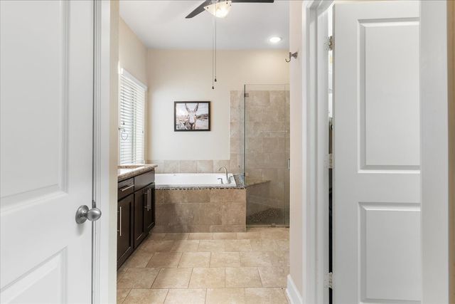 1102 Autumn Mist Way, Arlington, TX 76005