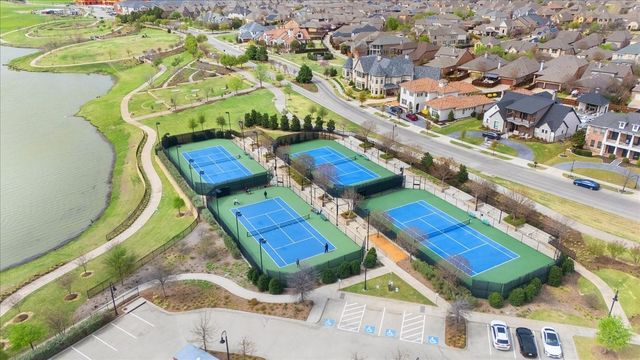 1102 Autumn Mist Way, Arlington, TX 76005