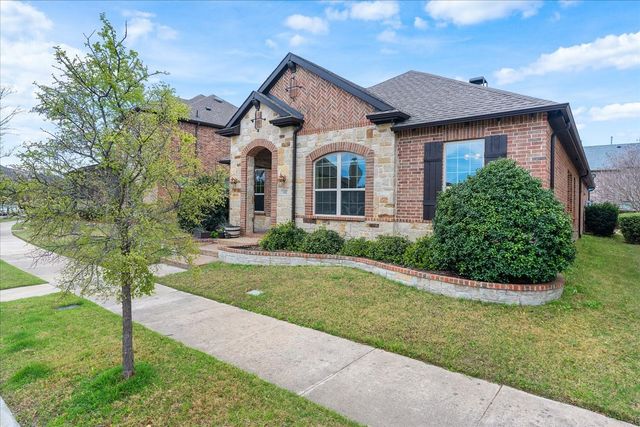 1102 Autumn Mist Way, Arlington, TX 76005