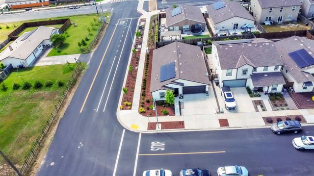 6203 Panda Way, Riverbank, CA 95367