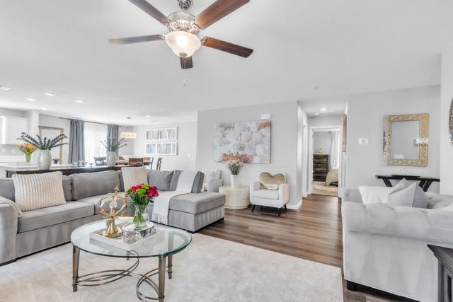 6203 Panda Way, Riverbank, CA 95367