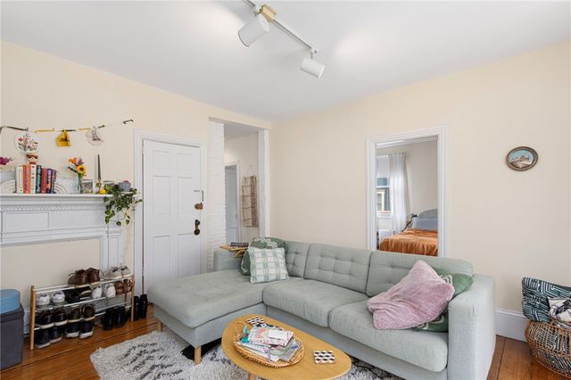 86 Transit Street, Providence, RI 02906