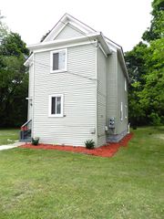 391 Pipestone Street, Benton Harbor, MI 49022