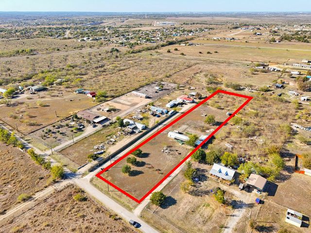 142 Friar CT, Kyle, TX 78640