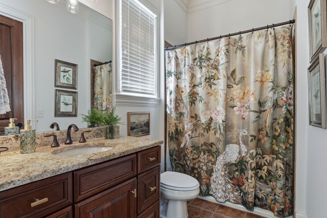 1000 Morchella Private Way, Hendersonville, TN 37075