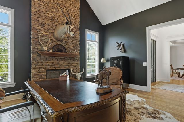 1000 Morchella Private Way, Hendersonville, TN 37075
