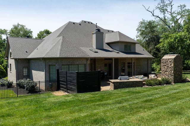 1000 Morchella Private Way, Hendersonville, TN 37075
