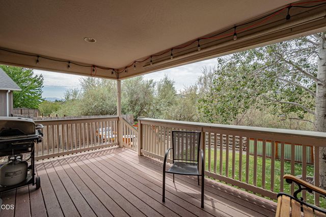 1144 Highlands Drive, Eagle Point, OR 97524