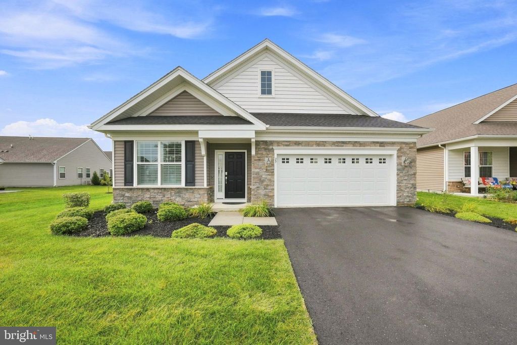 29 COLISEUM DR, EASTAMPTON, NJ 08060 — photo 2