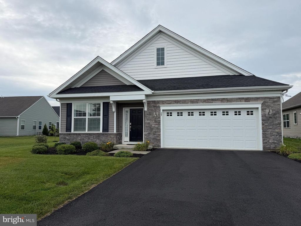 29 COLISEUM DR, EASTAMPTON, NJ 08060 — photo 3