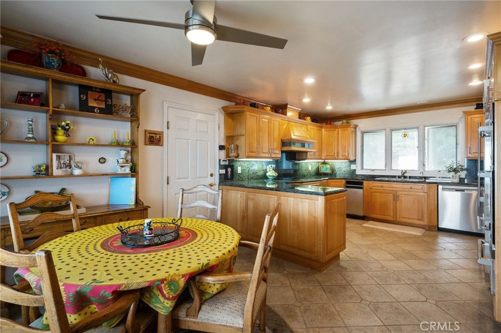 Image 20 of property listing at 6309 Via Colinita, Rancho Palos Verdes, CA 90275