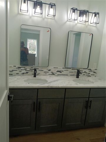 5907 N EUSTACE AVENUE, Tampa, FL 33604