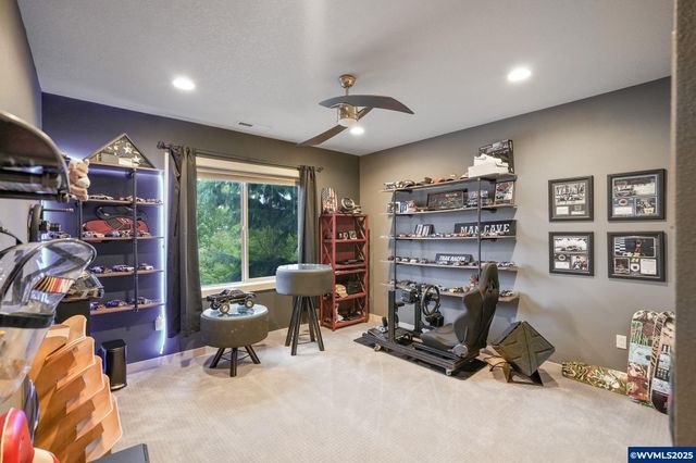 471 Eagle Feather St NW, Salem, OR 97304