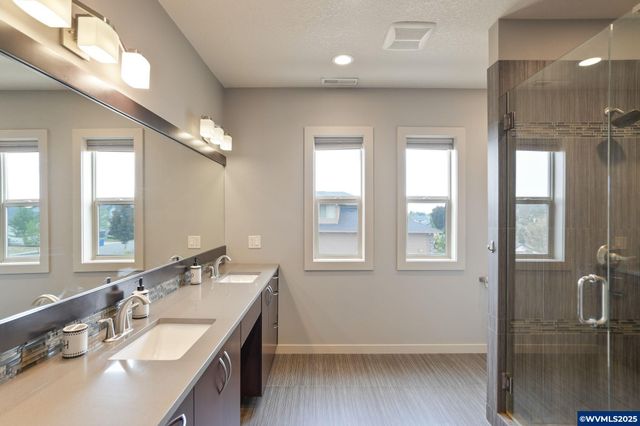 471 Eagle Feather St NW, Salem, OR 97304