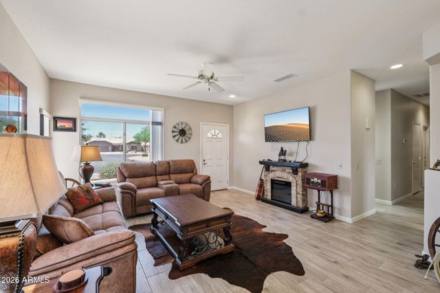 13712 W UTICA Drive, Sun City West, AZ 85375