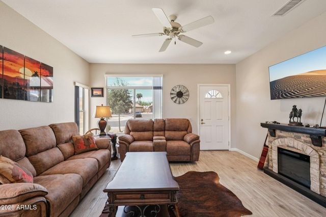 13712 W UTICA Drive, Sun City West, AZ 85375