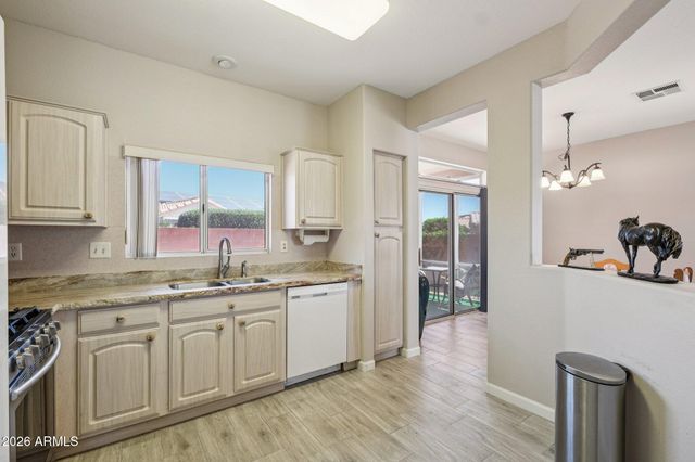 13712 W UTICA Drive, Sun City West, AZ 85375