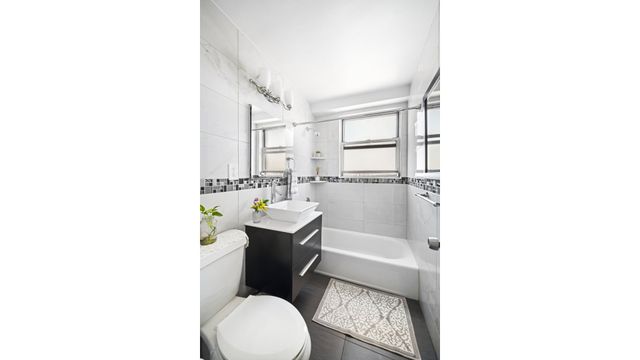 1655 Flatbush Ave Apt A1806, New York City, NY 11210