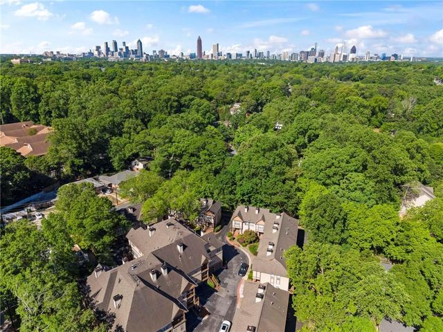 1331 Stillwood Chase NE, Atlanta, GA 30306