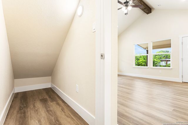 302 Riley Way, Kerrville, TX 78028