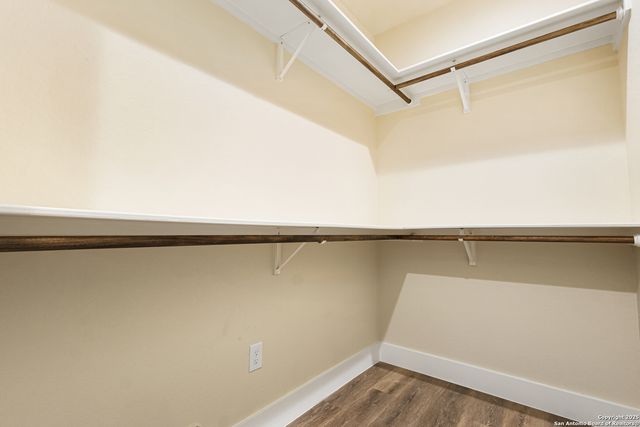 302 Riley Way, Kerrville, TX 78028