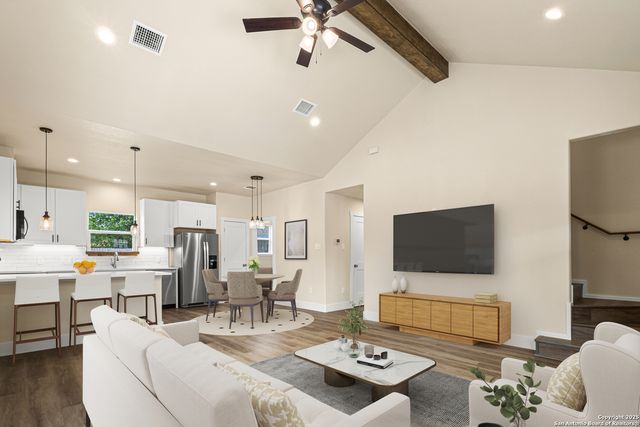 302 Riley Way, Kerrville, TX 78028