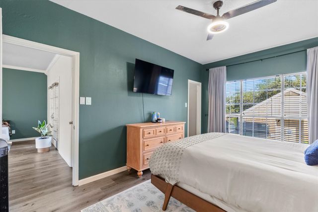 3550 Country Square Drive 111, Carrollton, TX 75006