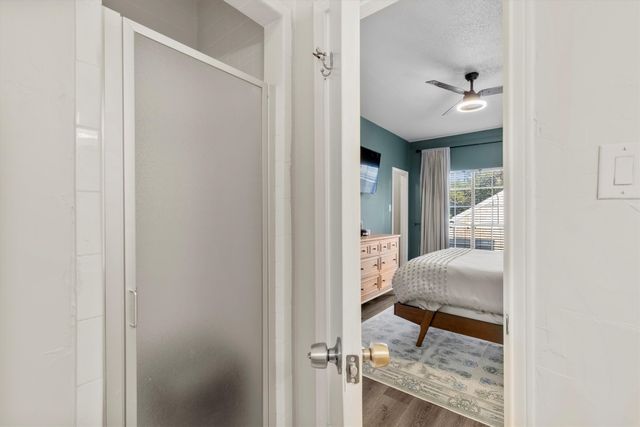 3550 Country Square Drive 111, Carrollton, TX 75006