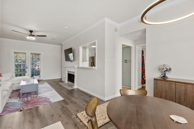 3550 Country Square Drive 111, Carrollton, TX 75006