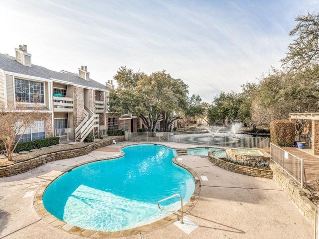 3550 Country Square Drive 111, Carrollton, TX 75006