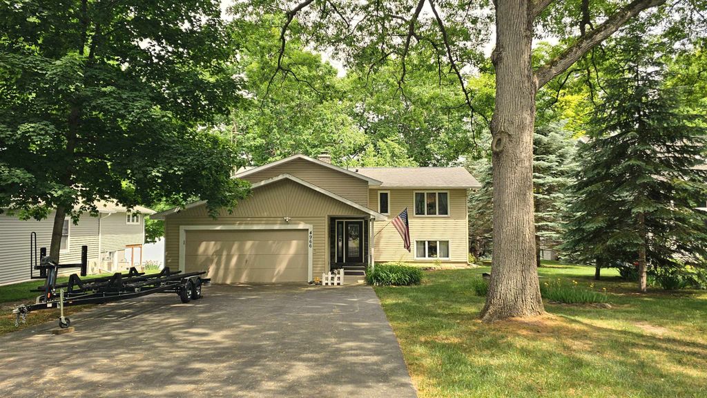 4966 Prince Court, Gladwin, MI 48624