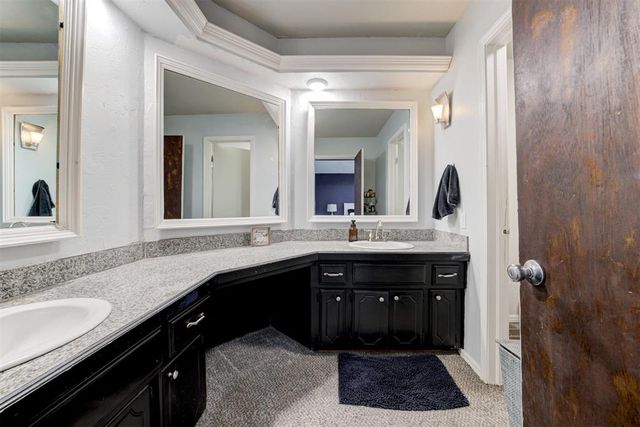 8904 N Markwell Avenue, Oklahoma City, OK 73132