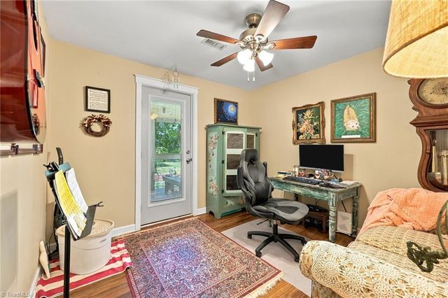 516 Old Embler Road, Thomasville, NC 27360