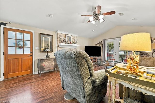 516 Old Embler Road, Thomasville, NC 27360