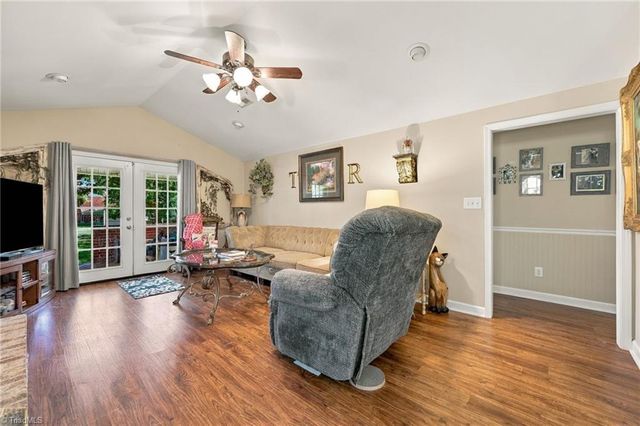 516 Old Embler Road, Thomasville, NC 27360