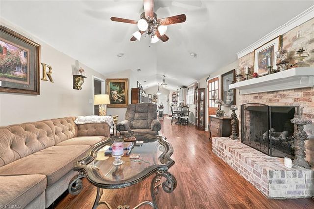 516 Old Embler Road, Thomasville, NC 27360