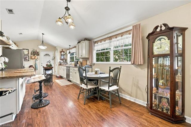 516 Old Embler Road, Thomasville, NC 27360