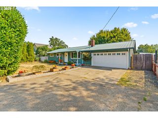94403 OAKLEA Dr, Junction City, OR 97448