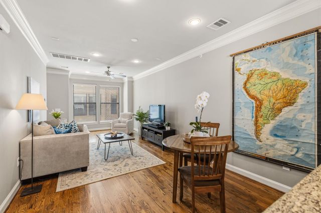 3950 Floyd Street 4, Houston, TX 77007