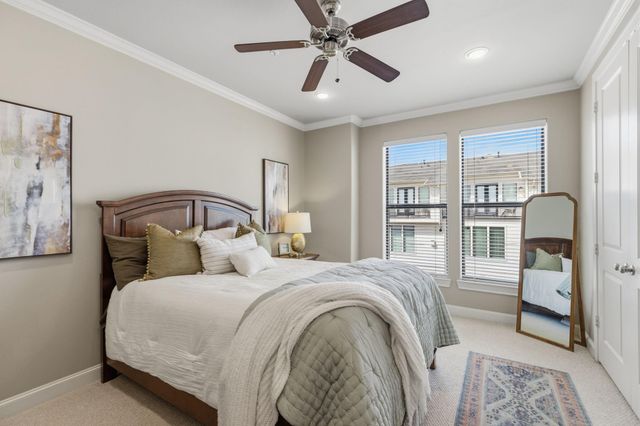 3950 Floyd Street 4, Houston, TX 77007