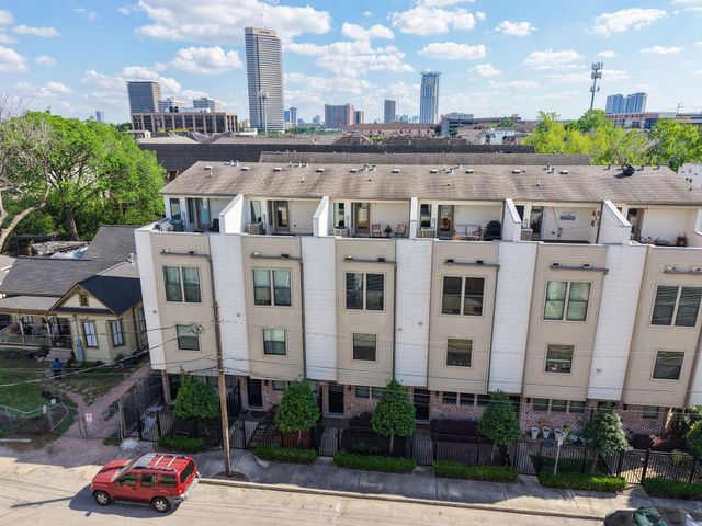 3950 Floyd Street 4, Houston, TX 77007