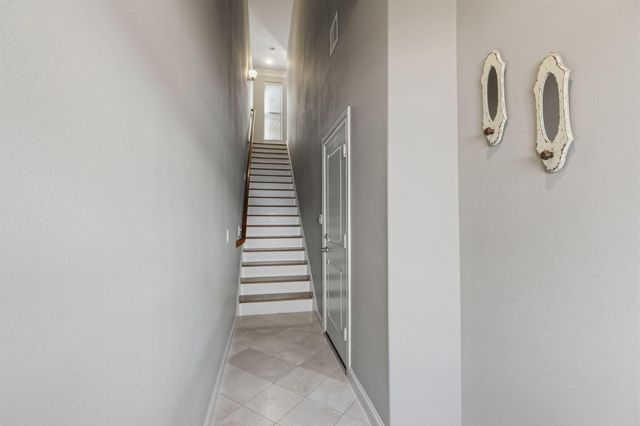 3950 Floyd Street 4, Houston, TX 77007