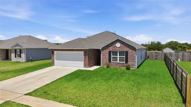 29217 E 78th Street S, Broken Arrow, OK 74014