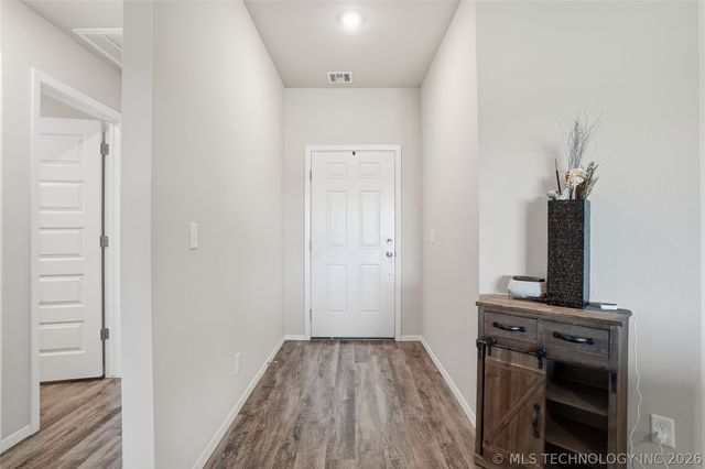 29217 E 78th Street S, Broken Arrow, OK 74014