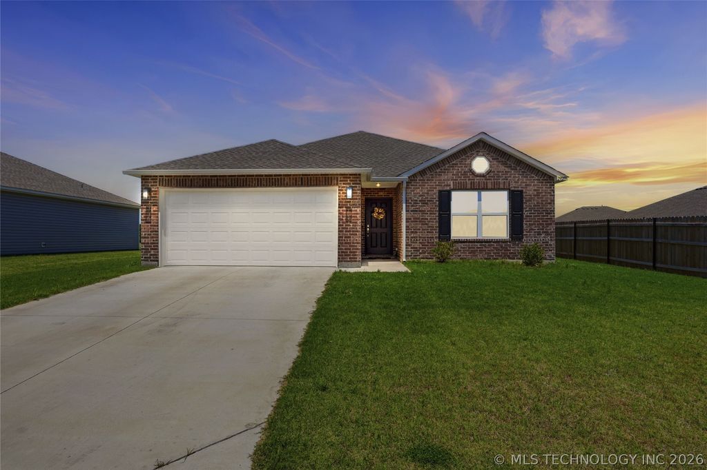 29217 E 78th Street S, Broken Arrow, OK 74014